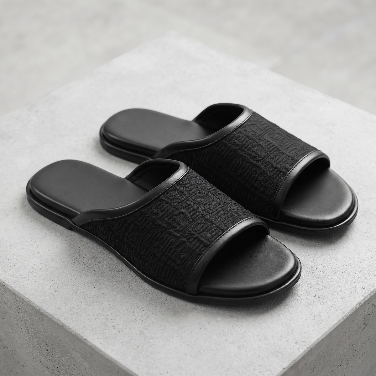 Monochrome Black